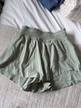 Lululemon XXS Olive Sage Layered Active Skort with Smocked Waistband